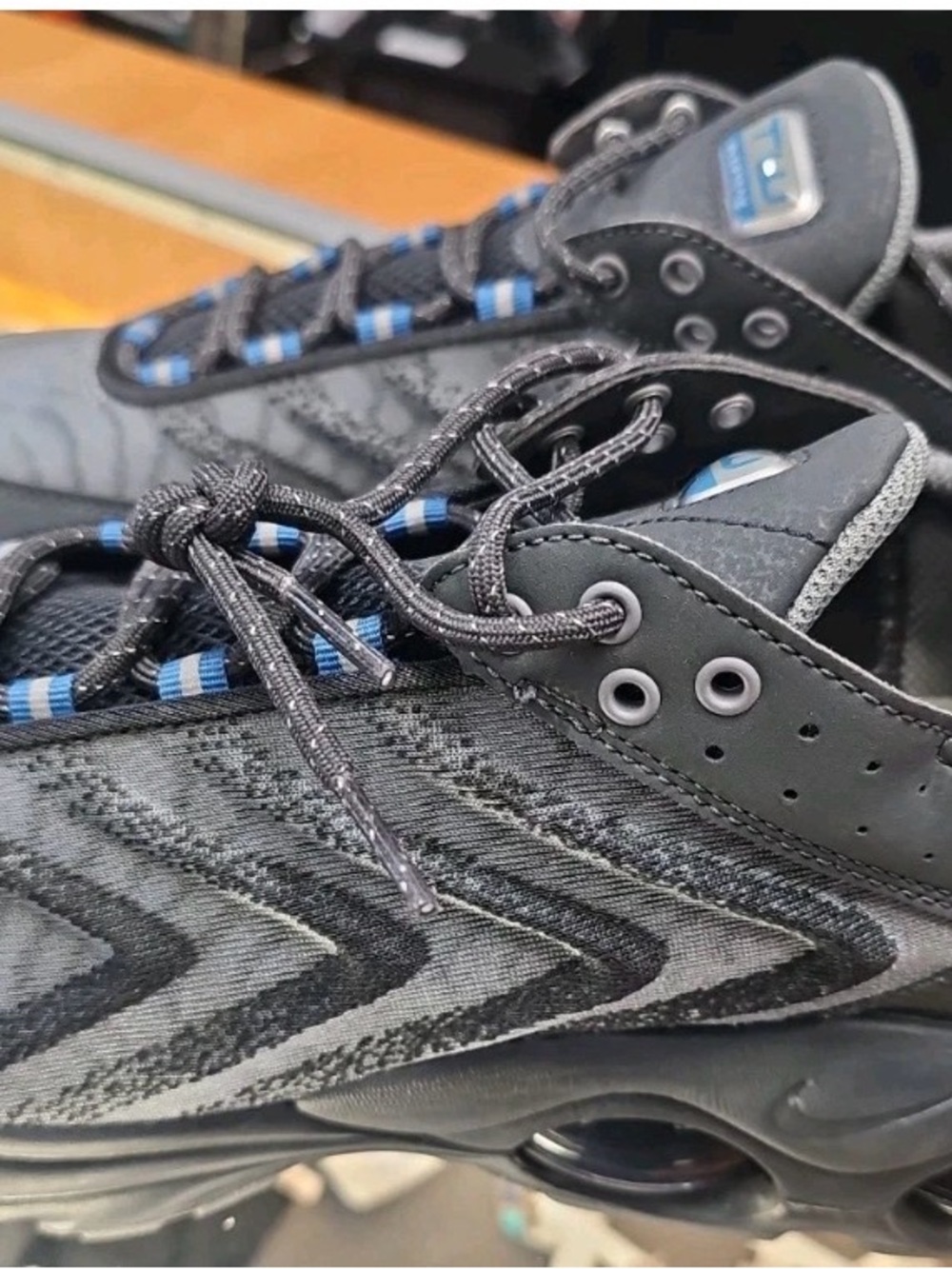 Size 10.5 - Nike Air Max TW Grey Black Blue FV0940-001 2026 PULSE Anthracite